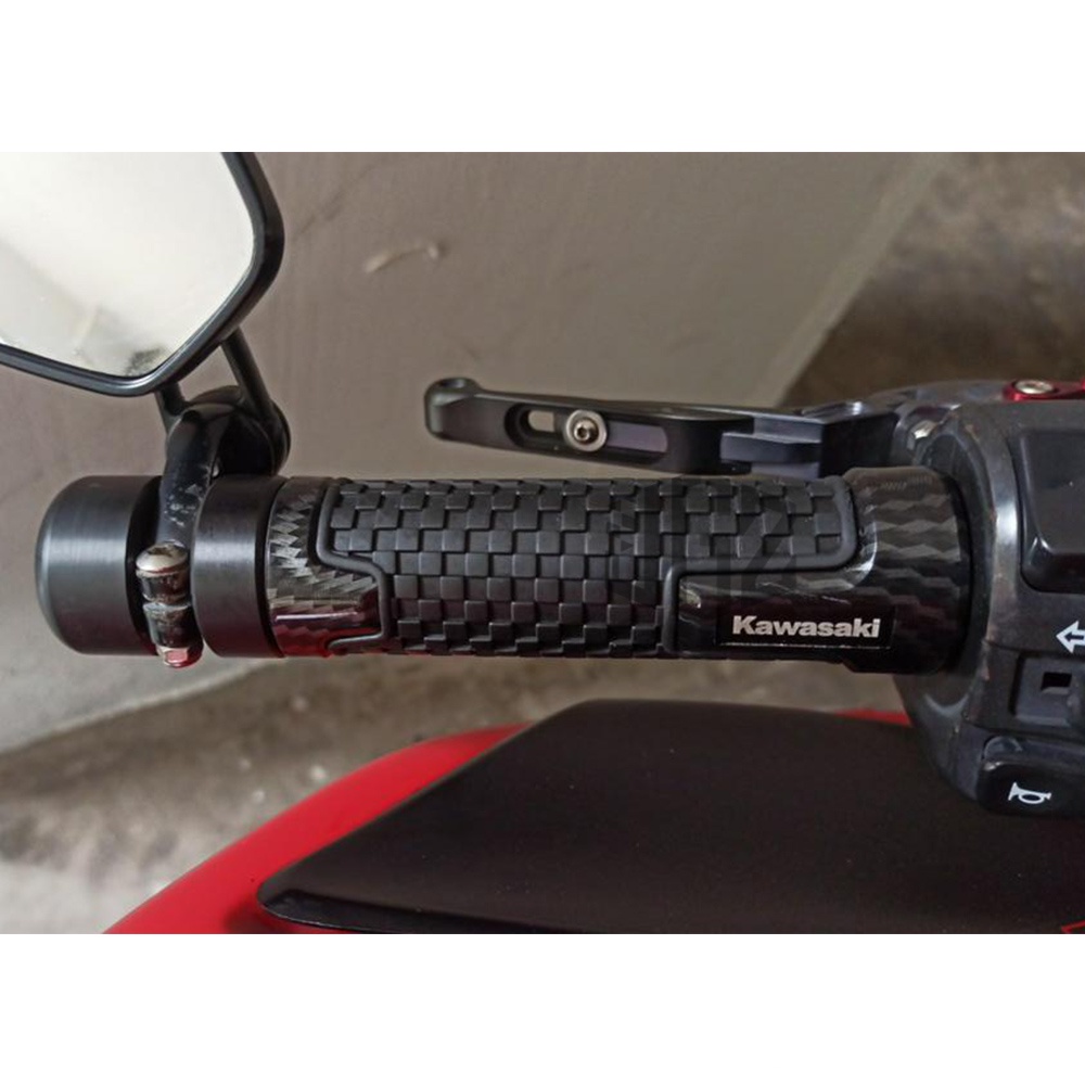 Tay nắm bằng sợi carbon cho xe máy Kawasaki Ninja 250 300 Z250 Z900 Z800 Z1000 VERYS ER6N ZX6R