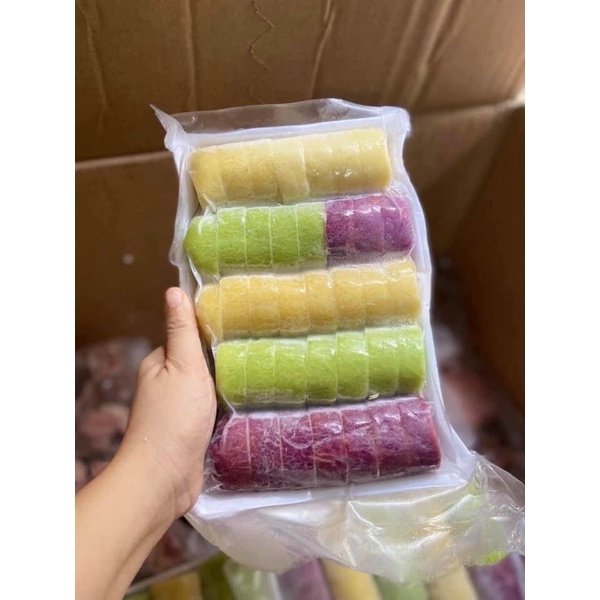 Xôi chiên phồng cắt khúc