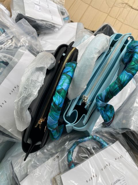 PEDRO CÔNG SỞ PHỐI KHĂN👑