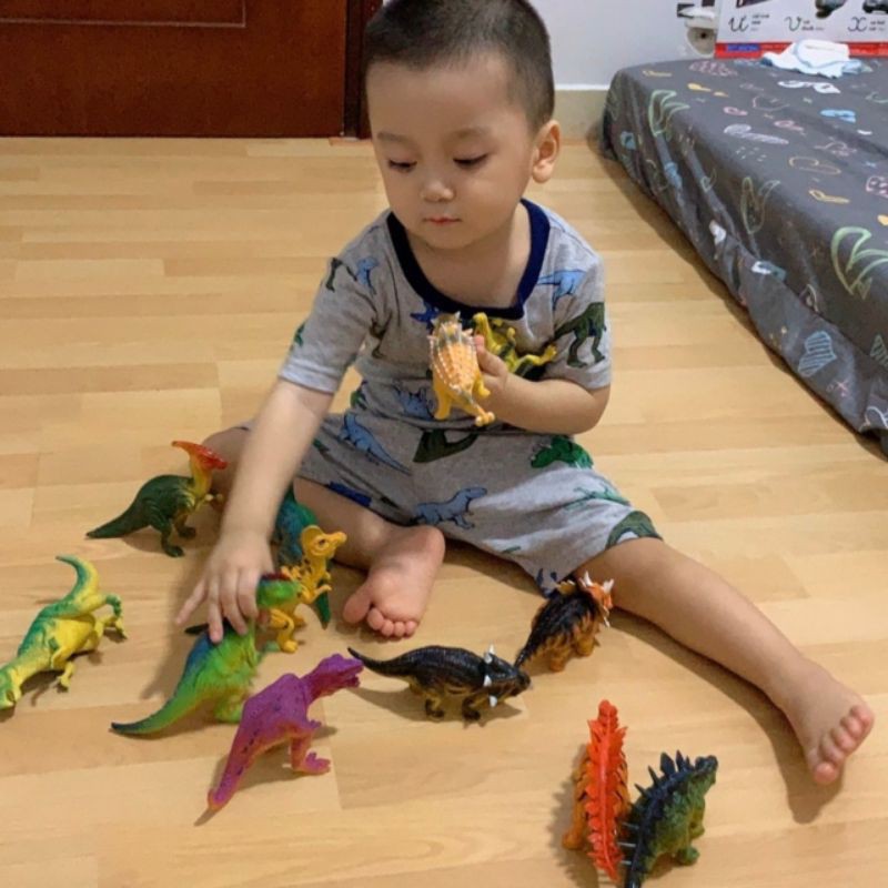 Mô hình khủng long đồ chơi 16x9 cm độc đáo bằng cao su cho bé New4all (1 con ngẫu nhiên)