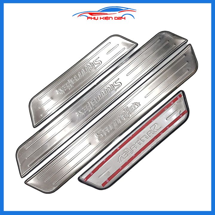 Bộ ốp bậc cửa trong ngoài nẹp bước chân Santafe 2015-2016-2017-2018 Inox chống trầy trang trí xe