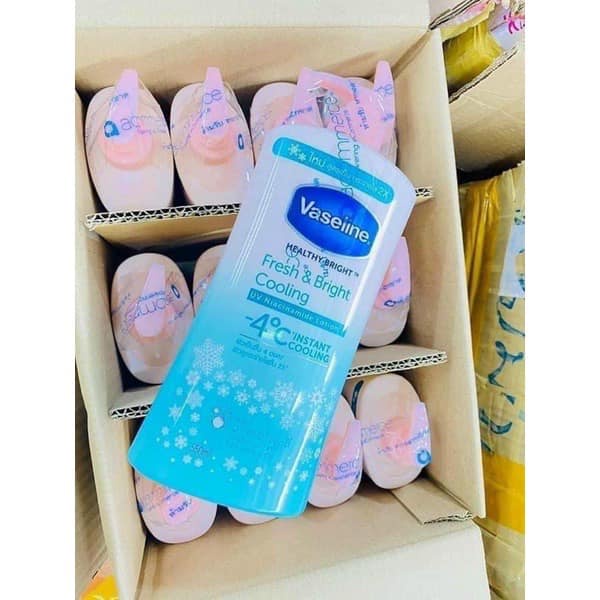 SỮA DƯỠNG THỂ DỊU MÁT SÁNG DA VASELINE FRESH &amp; BRIGHT COOLING -4C 550ML CHÍNH HÃNG - 10325