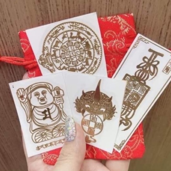 Miếng Dán Linh Phù Cầu May Mắn, Sức Khoẻ, Bình An, Phong Thuỷ, Tài Lộc - Miếng Dán Điện Thoại