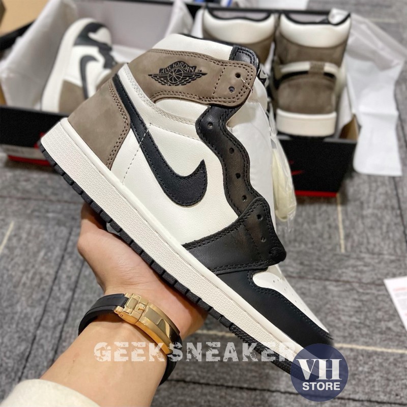 Giày Sneaker Air Jordan Cao Cổ, Giày JD1 Gót Nâu Cao Cổ Nam Nữ Full Box Bill