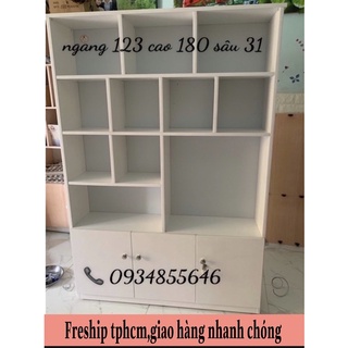 Kệ trưng bày sản phẩm nhựa đài loan123x180x31 trắng
