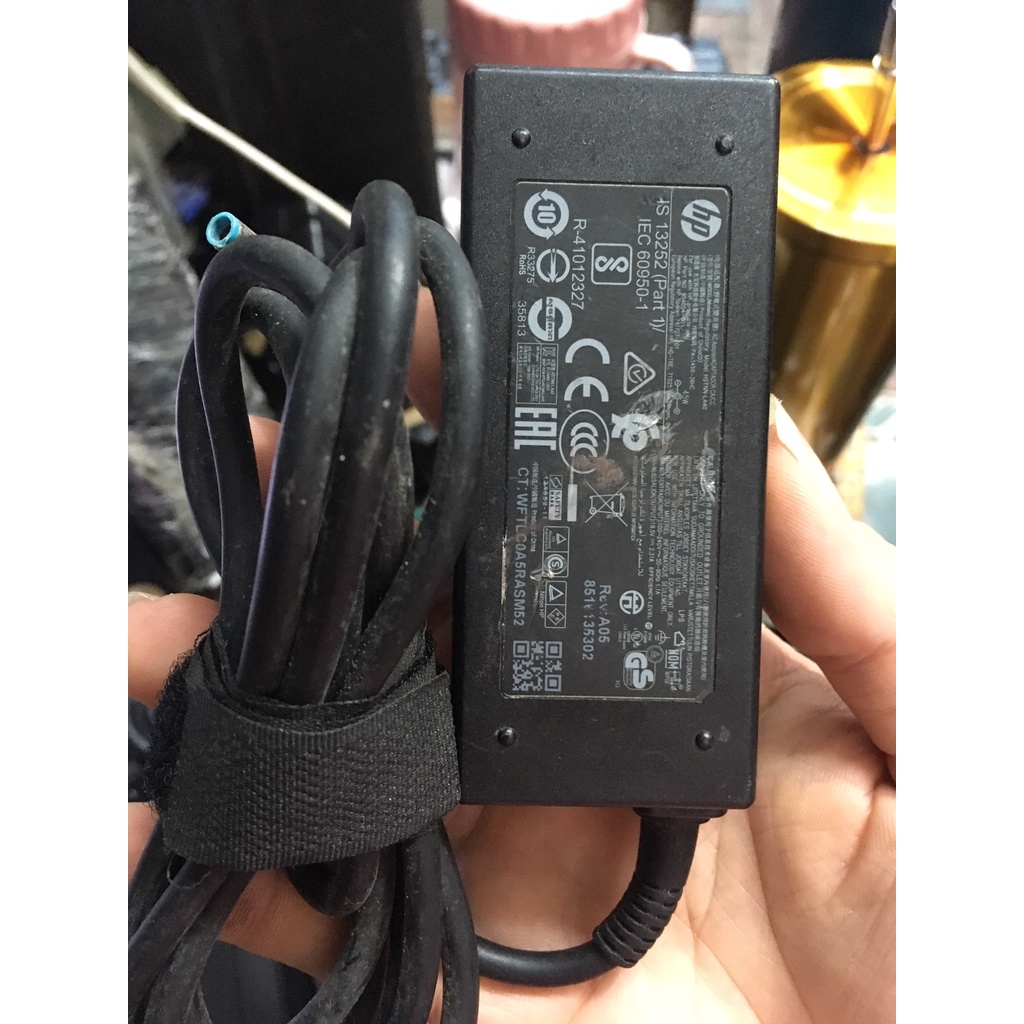 QUA SỬ DỤNG, XỊN  Nguồn Sạc điệp Laptop HP 45w 19.5v 2.31 2,31 1.58 A 1,58 chân kim to zxanh nhỏ Φ4.5 *3.0mm Pavilion