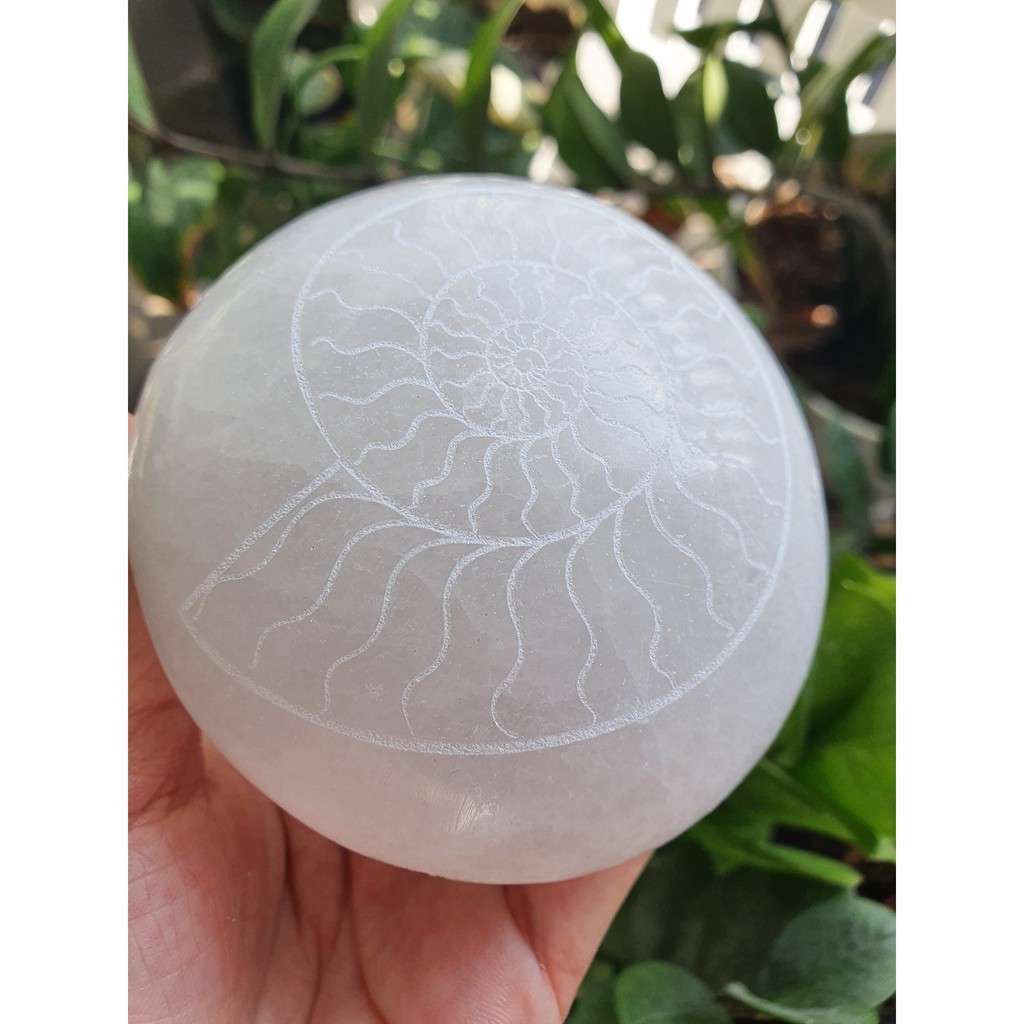 Đá selenite mài tạc hình xoắn ốc ( hình thật)