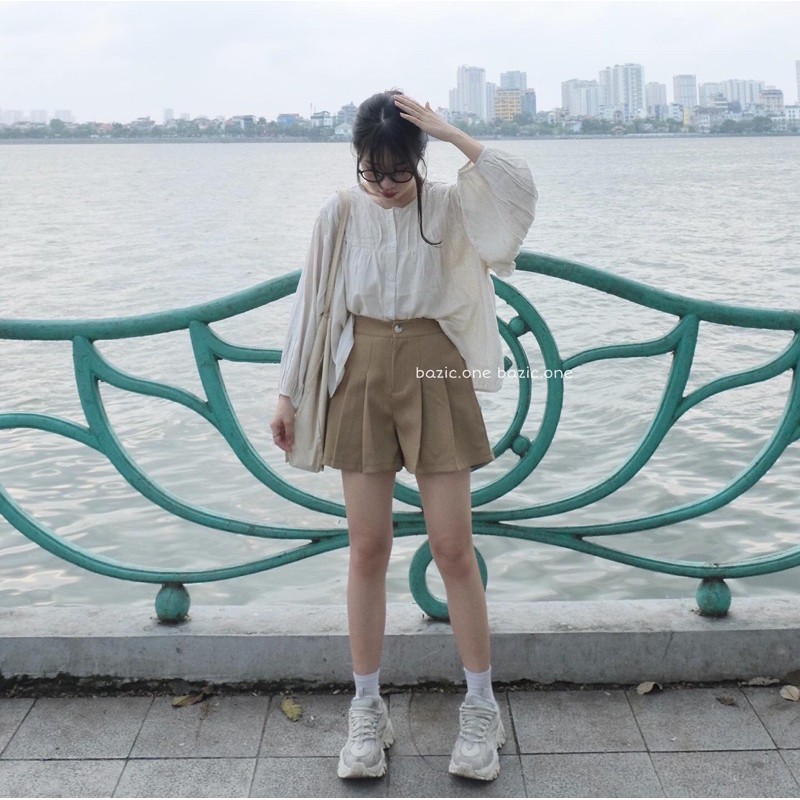 Quần short vải xếp li giả váy Bazic one | BigBuy360 - bigbuy360.vn