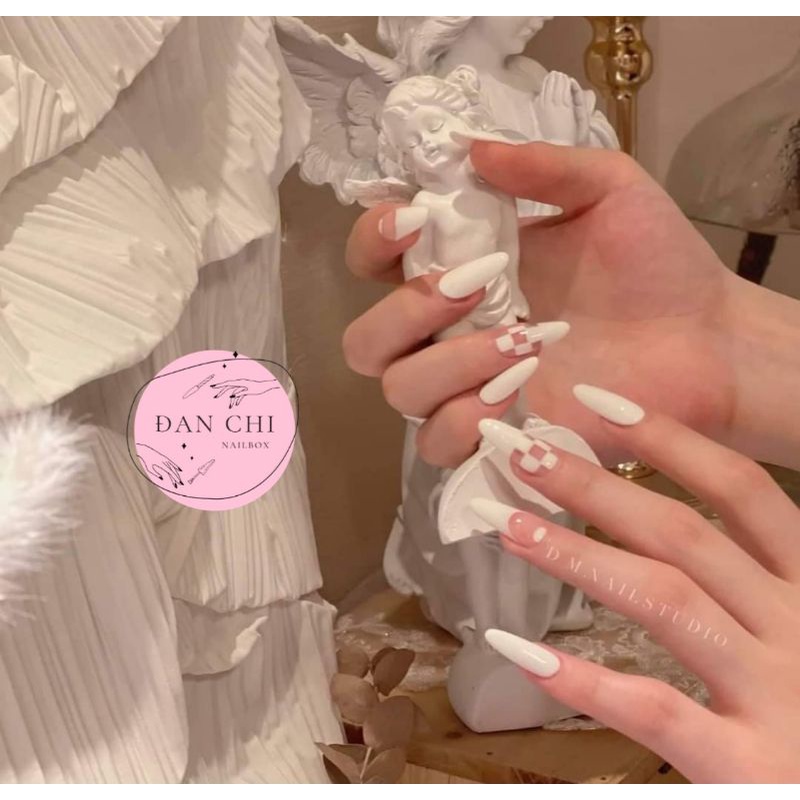 NailBox móng úp thiết kế sẵn Mẫu Trắng