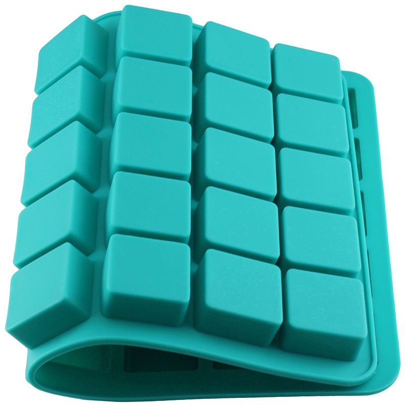 Khuôn silicone 40 Ngăn Làm Đá / chocolate / Kẹo Hình Vuông Tiện Dụng