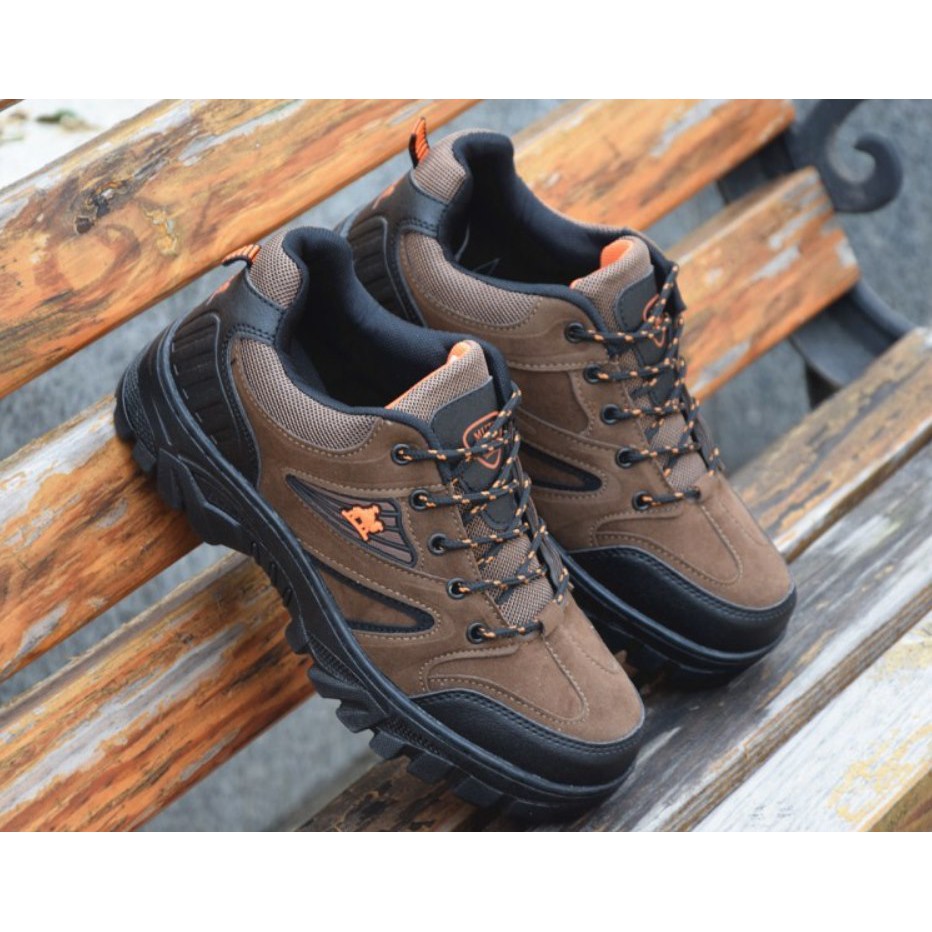 Giày Leo Núi,Trekking Chống Thấm Nước,  Giày Thể Thao Nam mã SS46