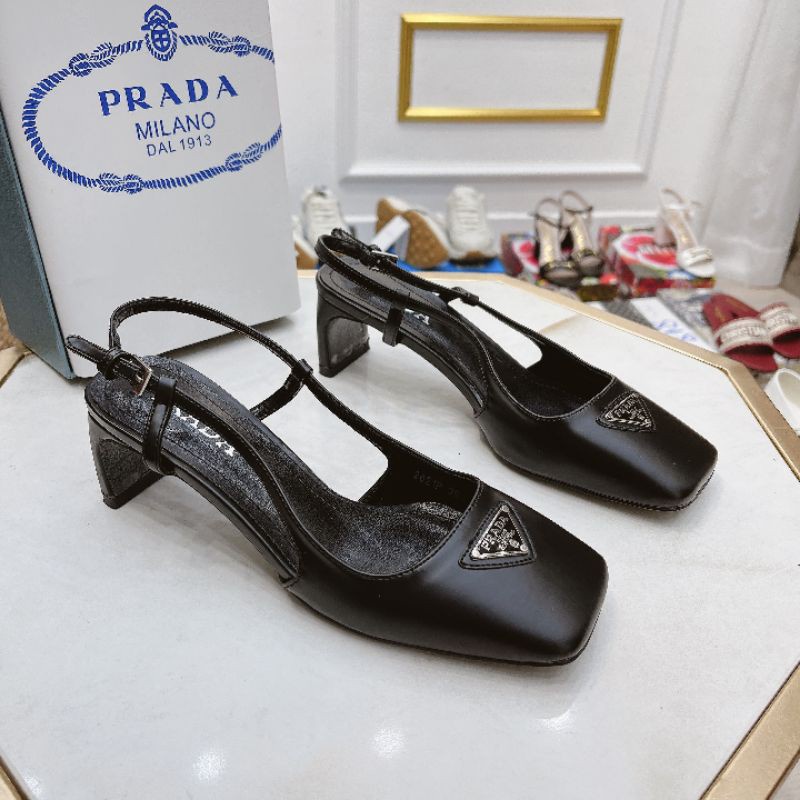 Sandal nữ mũi bít vuông tag logo gót dẹt 5p mềm êm Full box Hãng cao cấp