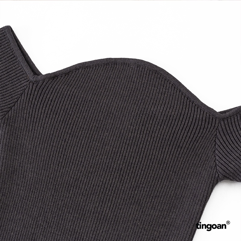 TINGOAN® - Áo len xù trễ vai lượn viền ngực xẻ vạt thân và tay xám KISS ME AGAIN TOP/GR
