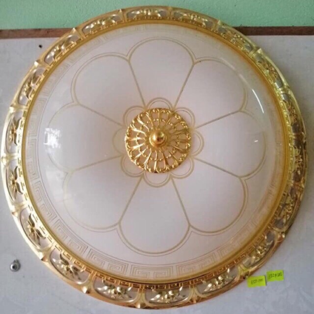 Đèn Ốp Trần Pha Lê Viền Đồng - 3 Chế Độ Ánh Sáng