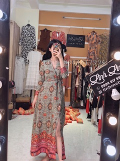 Váy thổ cẩm