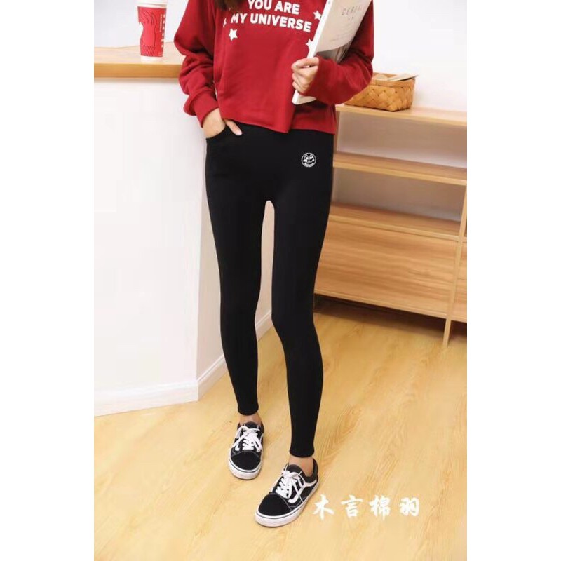 Quần legging trần lông tím dày dặn, ấm áp, cạp cao gen nhẹ bụng dưới, có túi. Hàng quảng châu cao cấp. Phom dưới 65kg.