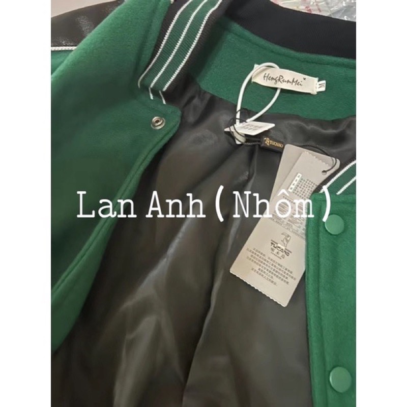 Áo khoác bóng chày tay da chữ thêu phong cách retro