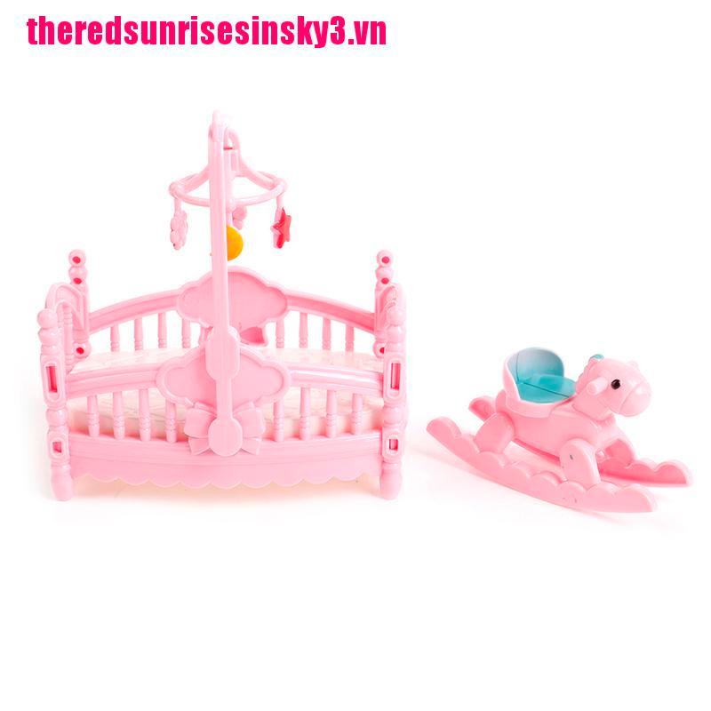 Mô hình ngựa gỗ/ giường nôi trang trí