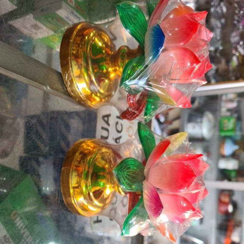 đèn thờ cúng hoa sen