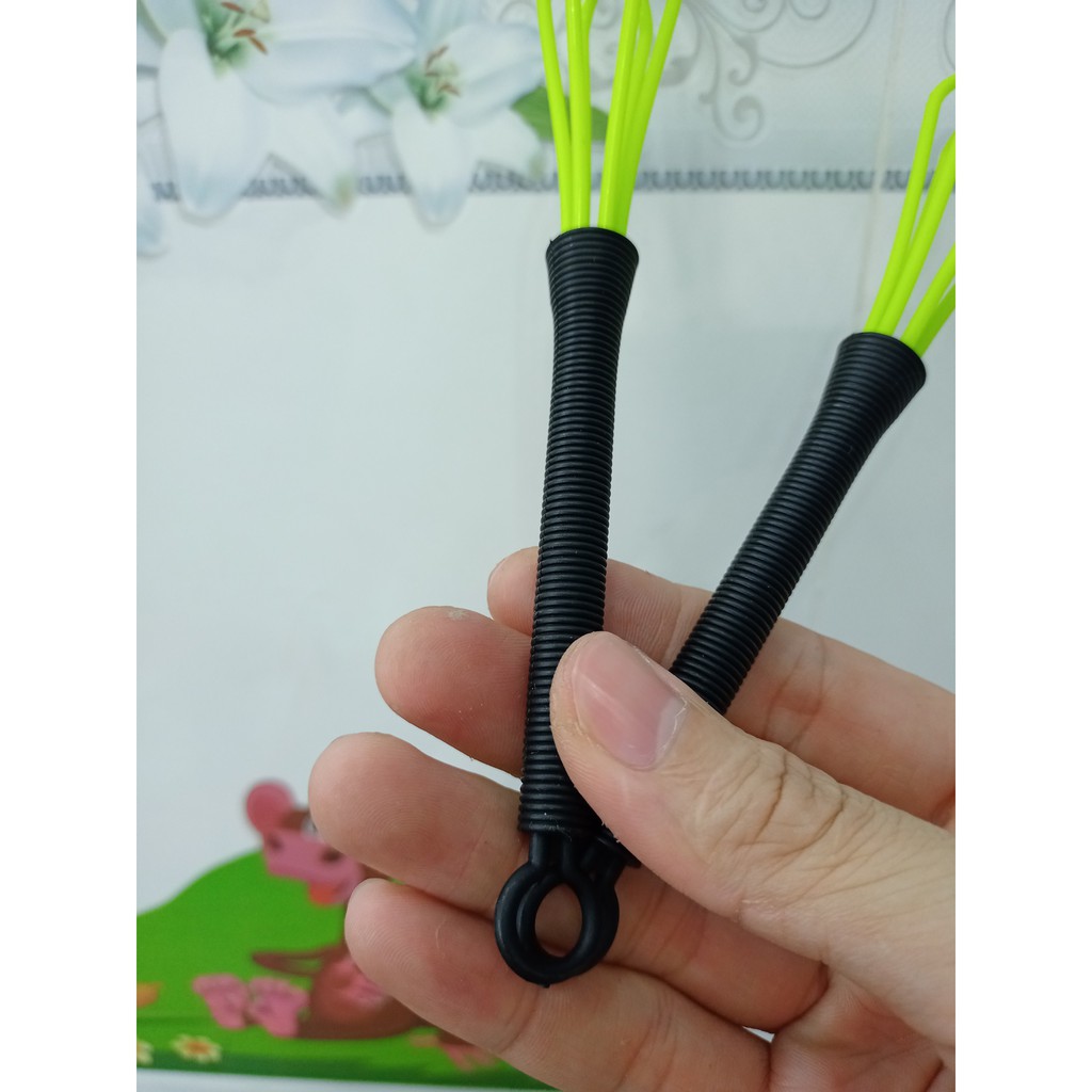 Cây đánh tan dung dịch nhuộm tóc