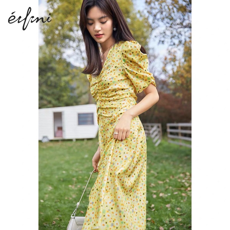 Đầm lụa vàng Eifini