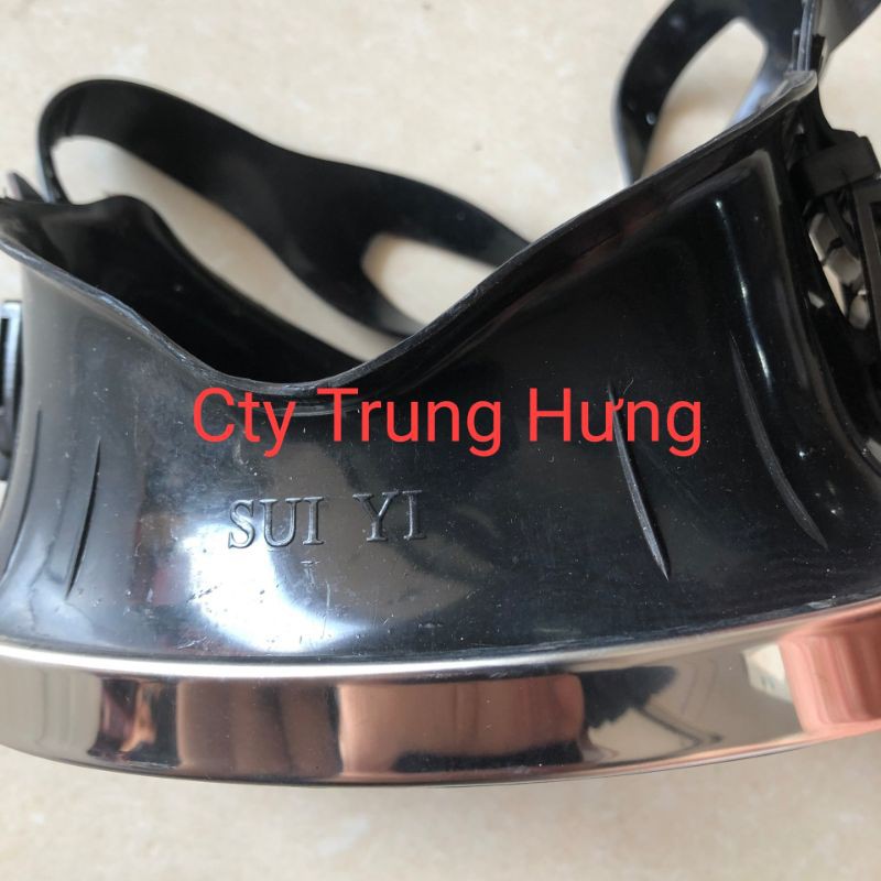 Kính lặn cao cấp