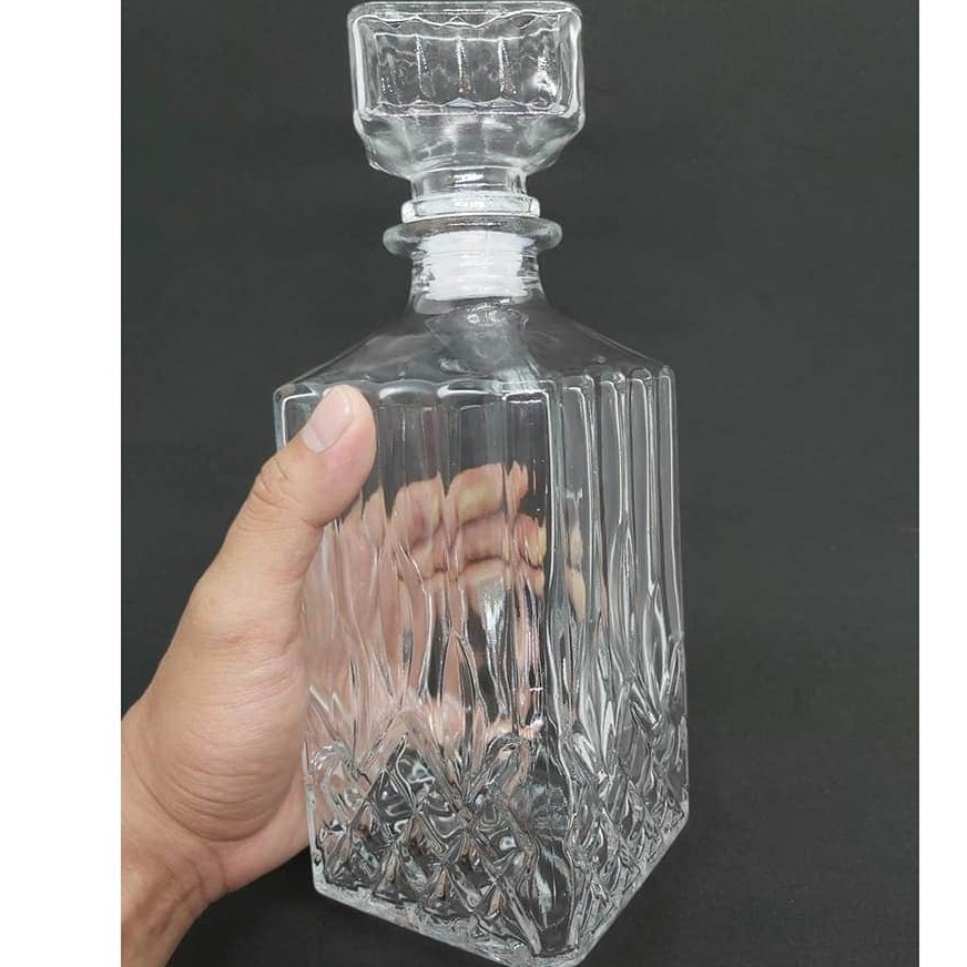 Chai Thủy Tinh đựng rượu Vuông Hoa Van 1,000ML