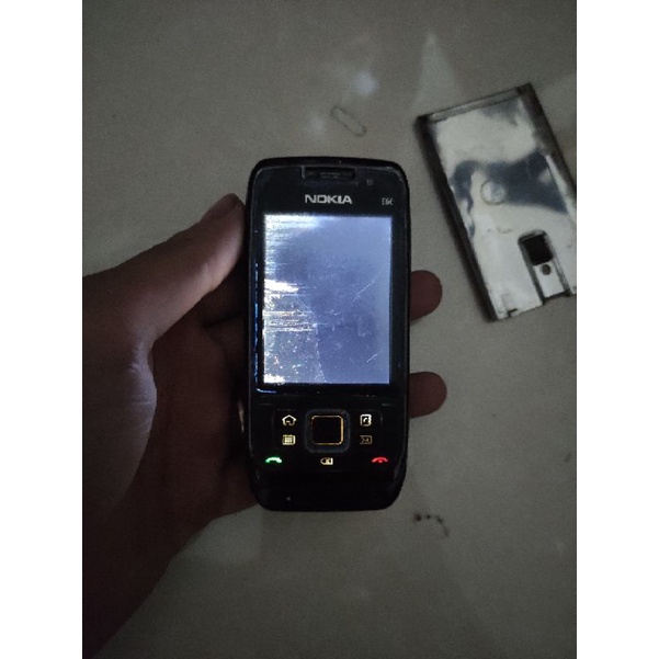 Xác nokia E66