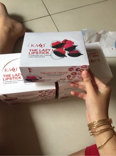 Set son bặm 450k 12 cây full màu