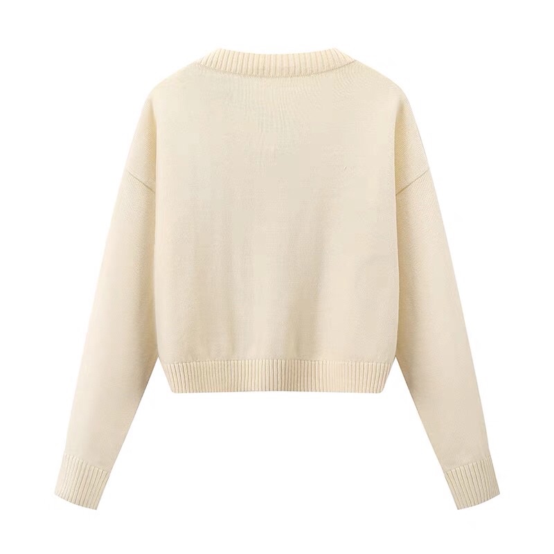 Áo len be nút hoa đỏ