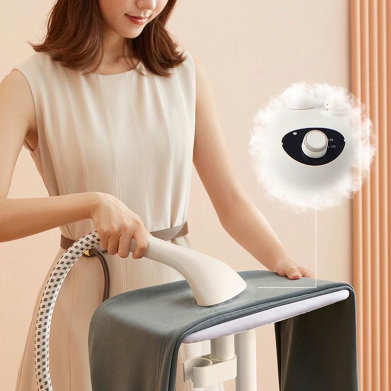 Bàn ủi hơi nước Bear GTJ-B15V1, Bàn là cây mẫu mới phù hợp mọi loại vải - Bảo hành 12 tháng