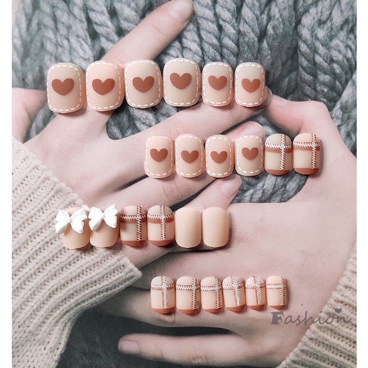 [Hàng mới về] Set 24 móng giả họa tiết trái tim xinh xắn