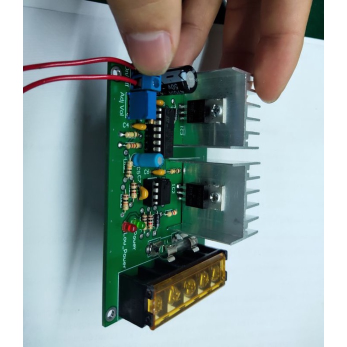 Mạch inverter 300W-50Hz -12V/20Ampe.