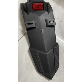 dè exciter 150 sơn carbon