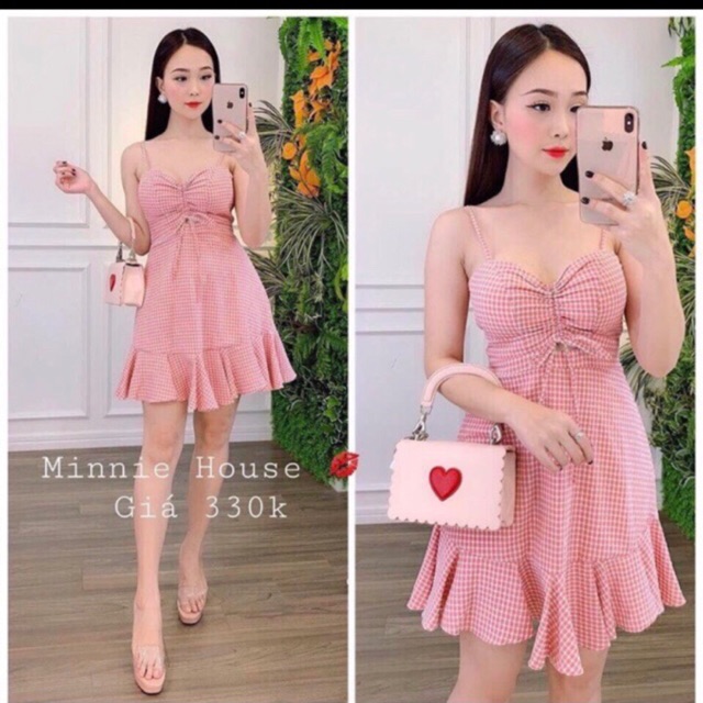 Đầm hot girl sọc siêu xinh.