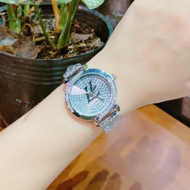Đồng hồ nữ LV đính đá cao cấp, hàng full box, thẻ bảo hành 12 tháng - Dongho.lv