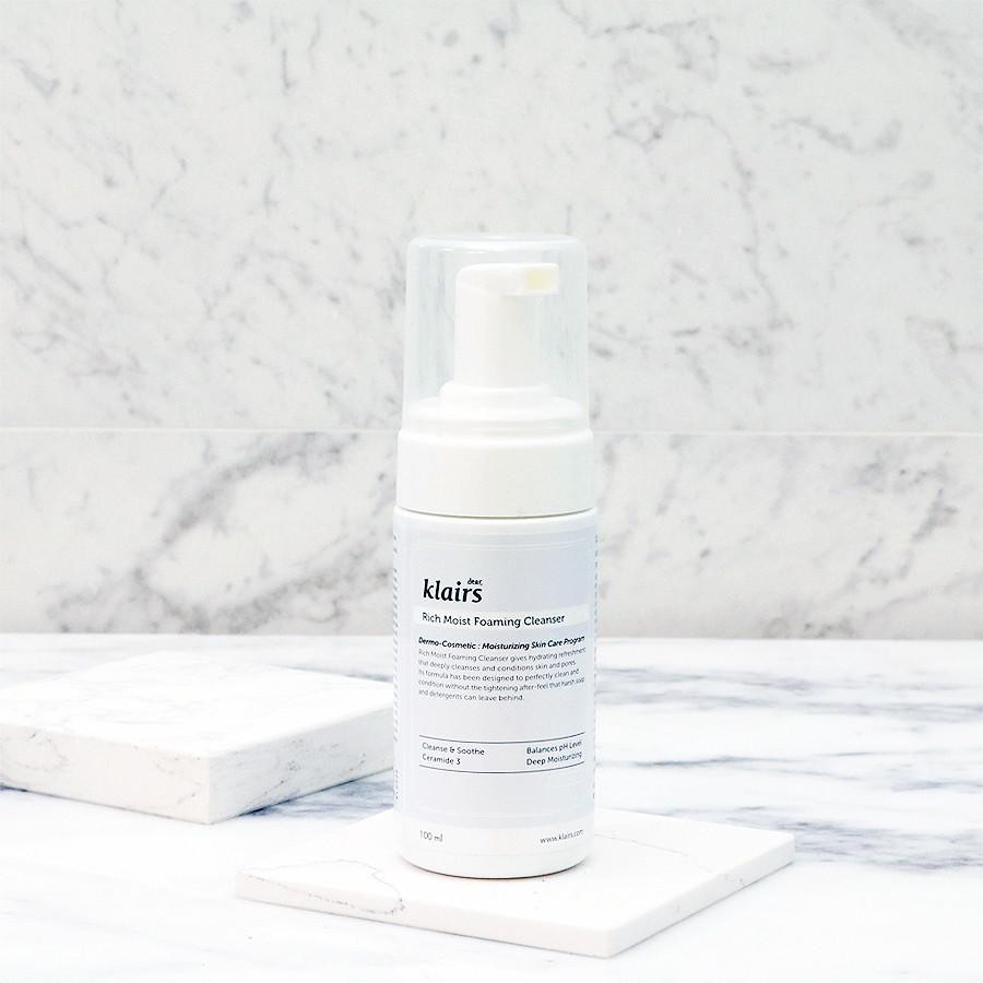 Sữa rửa mặt Klairs Rich Moist Foaming Cleanser