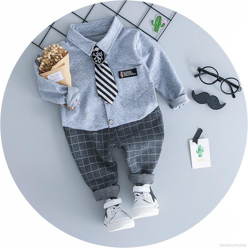 Bộ quần và áo lịch lãm thời trang dễ thương dành cho bé trai