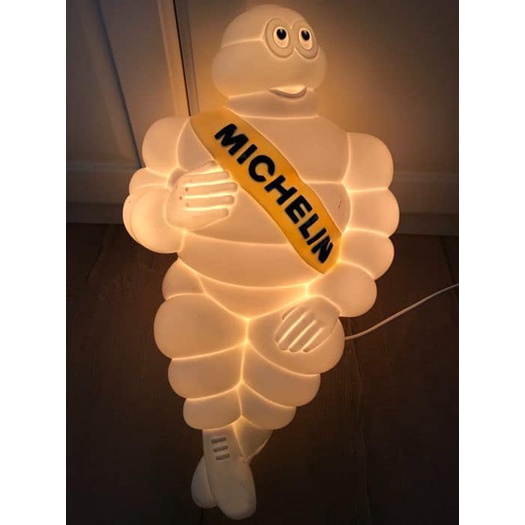 Búp bê MICHELIN cho xe tải nhập khẩu Thái Lan có đầy đủ pass,khăn,mũ, đèn hiệu ứng màu