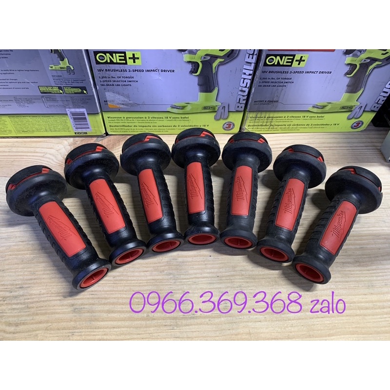 Tay cầm máy mài Milwaukee