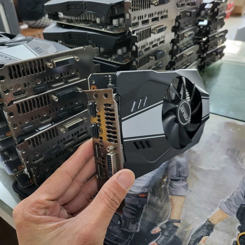 Vga gtx 1060 asus chạy game cực êm mát bản 3G