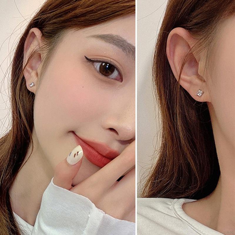 Bông Tai Hợp Kim Hình Móng Vuốt Đính Đá Lấp Lánh