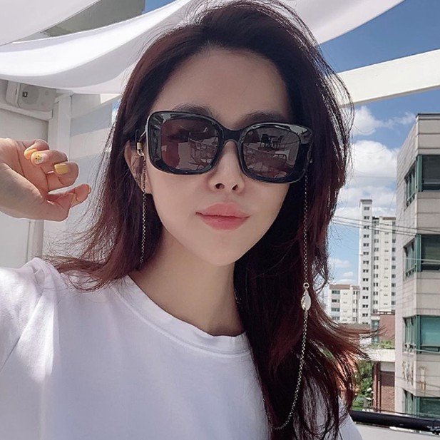 Kính Mát Nữ Gọng Vuông Chống Tia Uv Thời Trang 2020