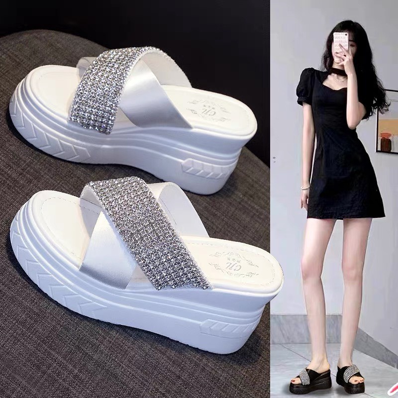 Dép xuồng nữ đế cao 7 phân quai đá chéo