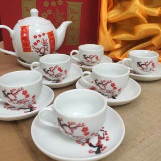 Bộ ấm chén đẹp sang trọng làm quà tết
