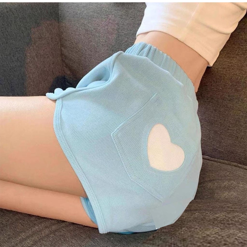 Quần short ngắn, quần đùi mặc ở nhà hoặc tập gym túi sau hình tim cá tính