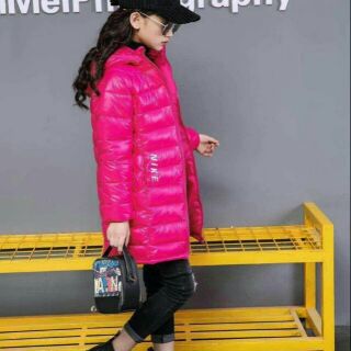 Áo phao siêu nhẹ dáng dài cho bé từ lớp 1 đến lớp 5, từ 22-35 kg. Hàng có sẵn. Bao chất bao giá. Lh: 0915563606. Buôn ib