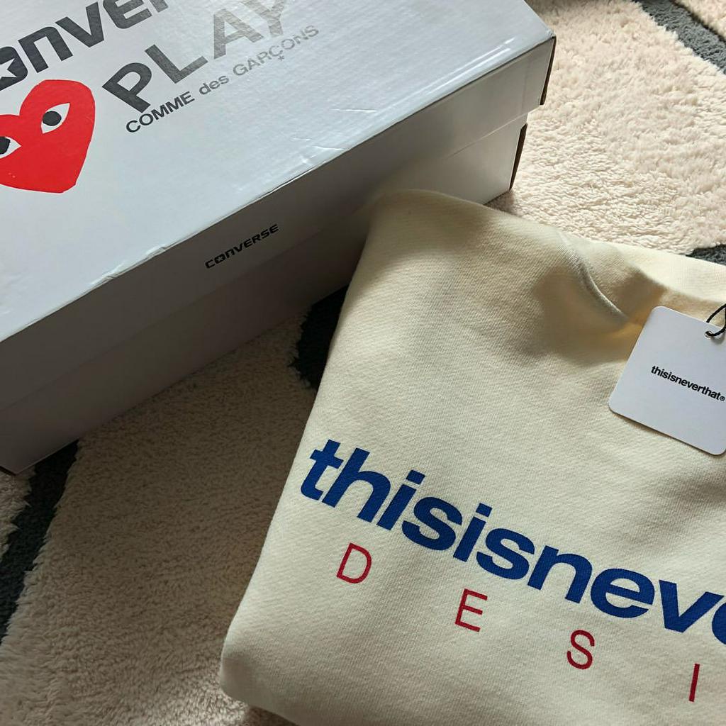 _ Áo nỉ Thisisneverthat trắng sữa