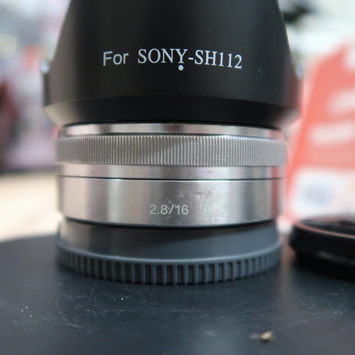 Ống kính Sony sel 16f2.8 dùng cho máy crop Sony