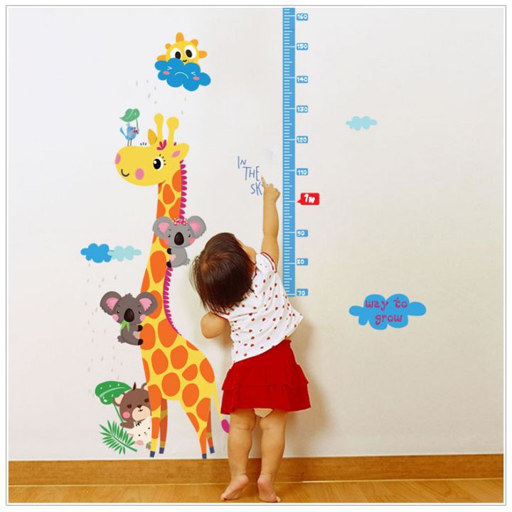 Decal dán tường Thước đo hươu vui vẻ 3 - PVC vinyl - DTD018